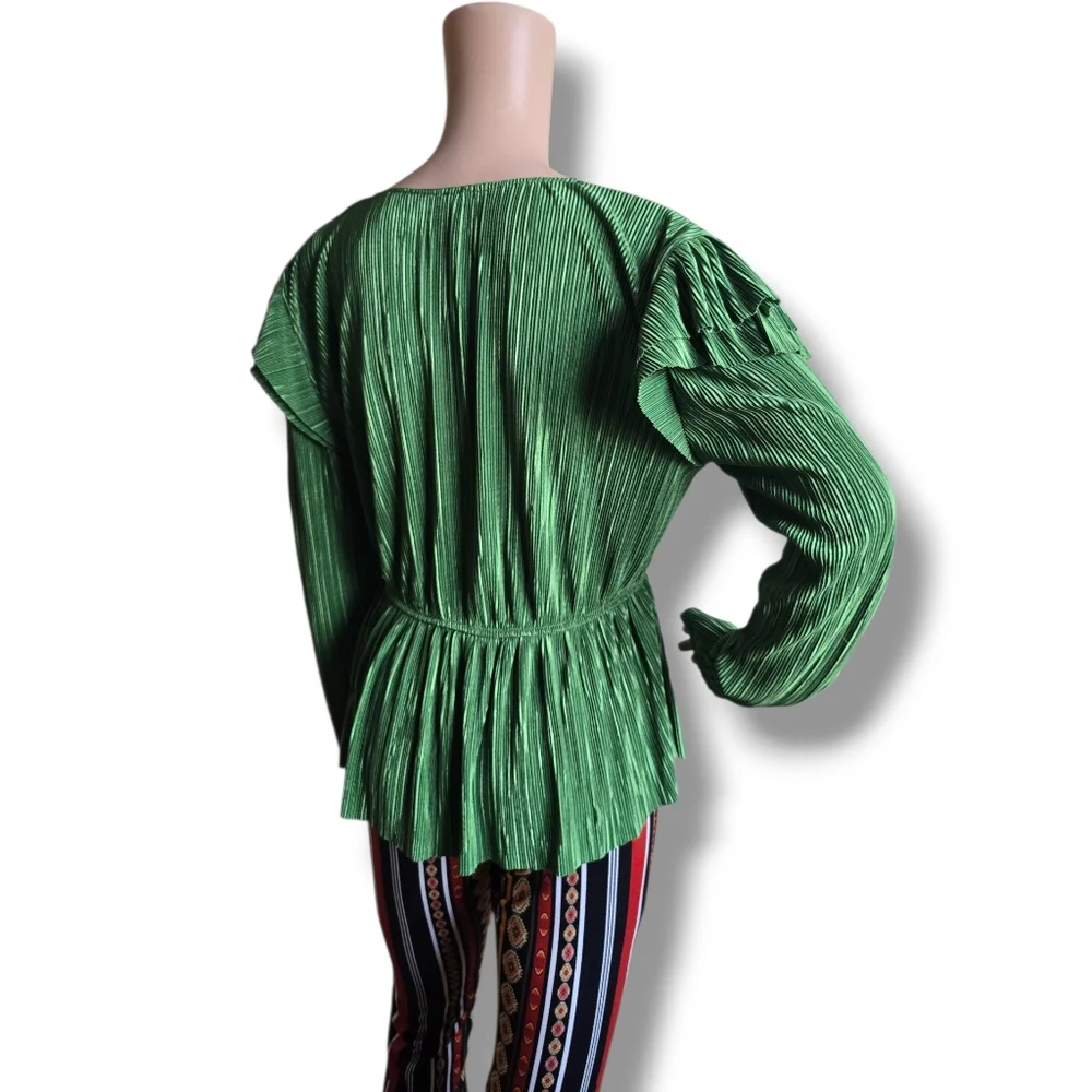 Zara Green Pleated Short Sleeve Blouse - Picture 10 of 16